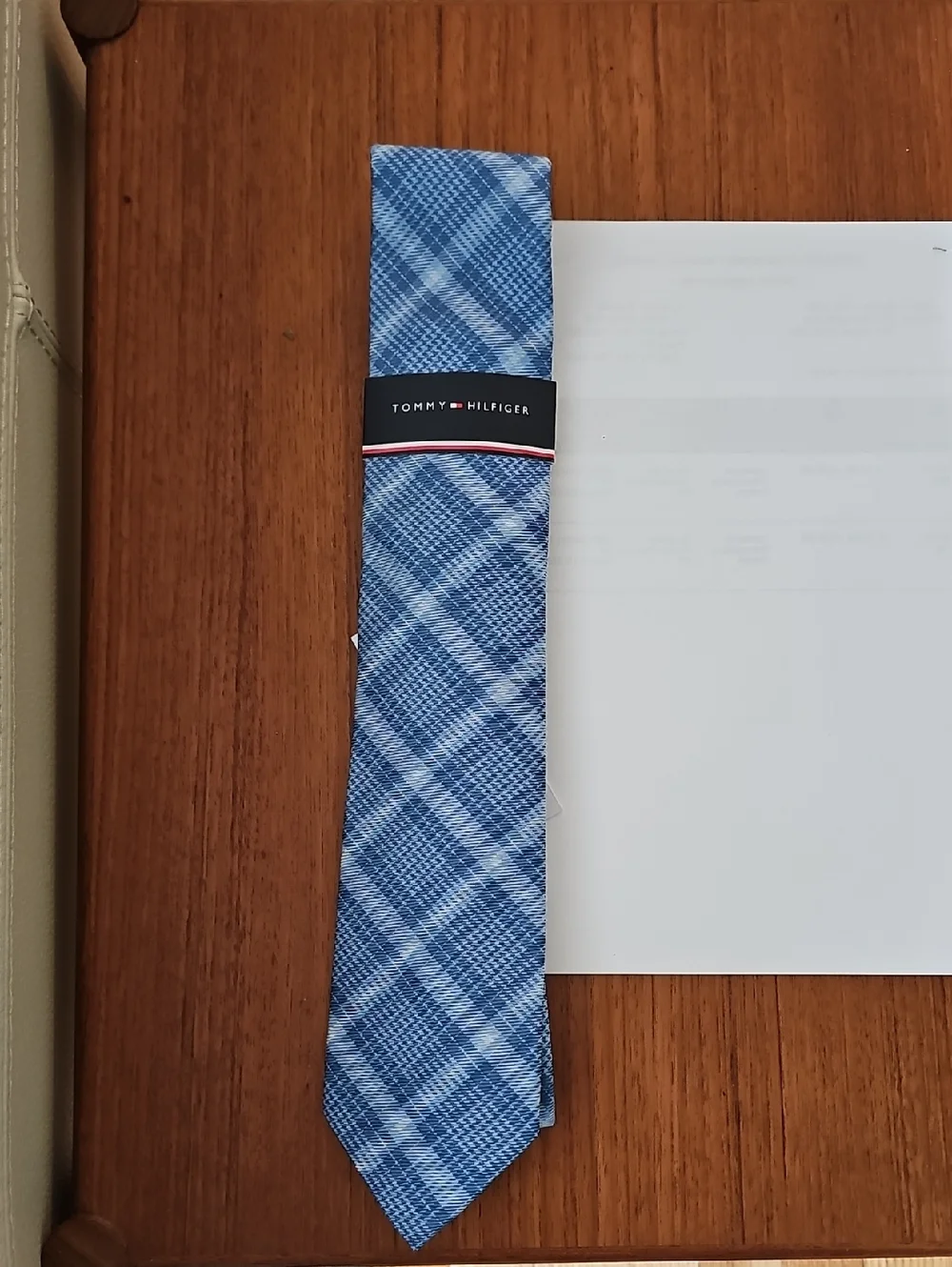 **NWT** Shades Of Blue Tommy Hilfiger Tie